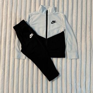 Nike Kids Black and White Tracksuit 3T